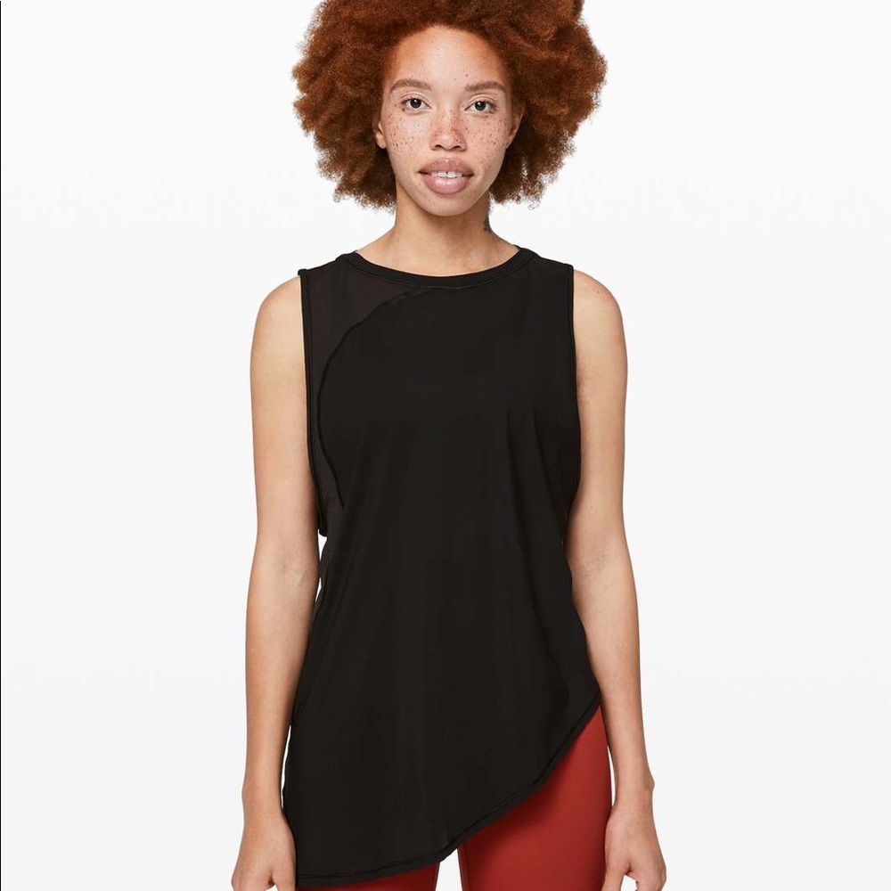 Lululemon strength in stance tank size6